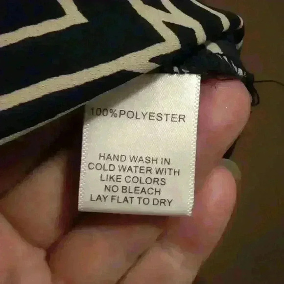 Gibson Black & White Office Top - Size XS - Picture 5 of 7